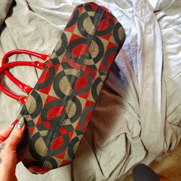 Coach purses - Picture 2 of 8